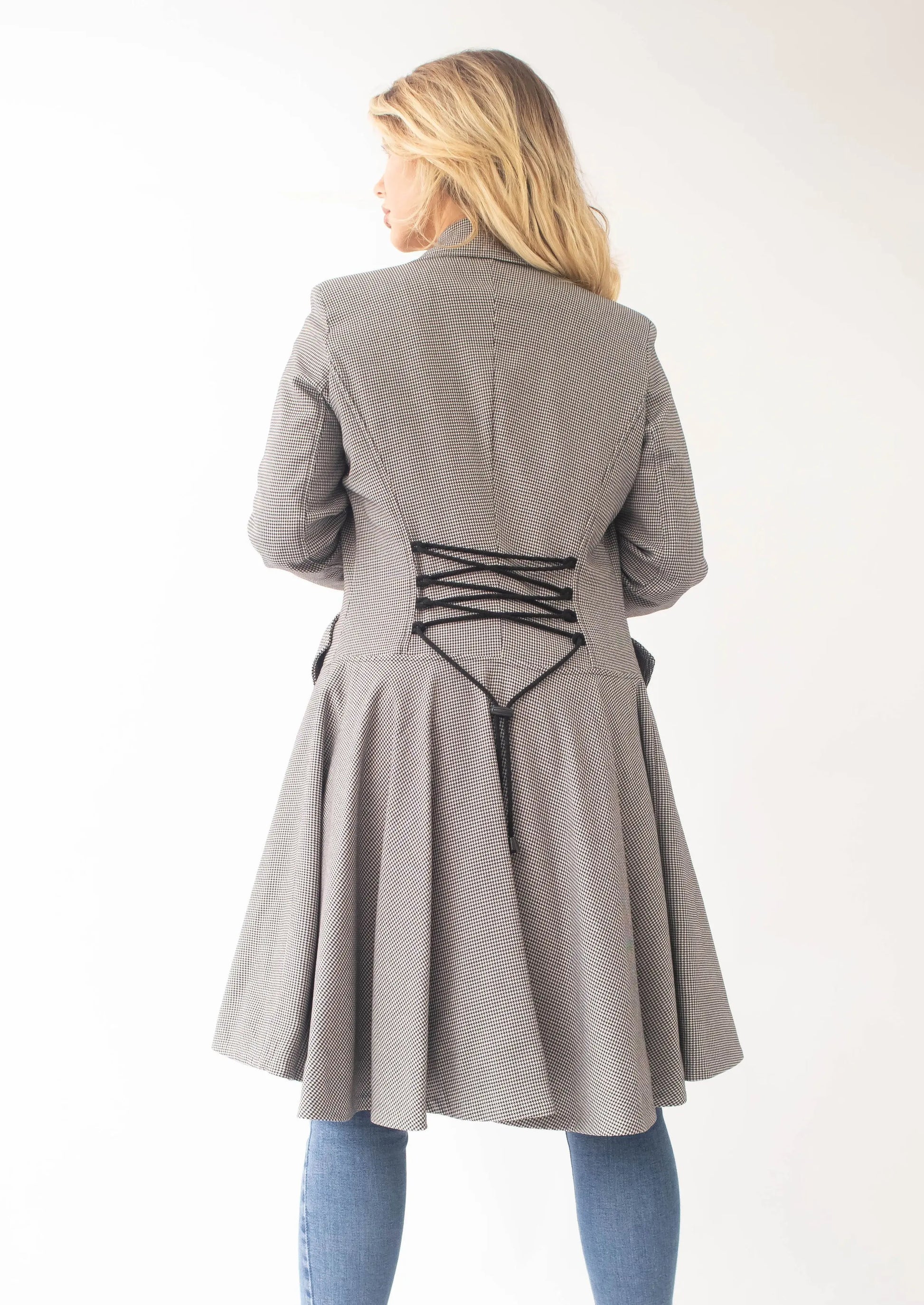 Vanessa Dogtooth Fit and Flare Mac Coat De La Creme