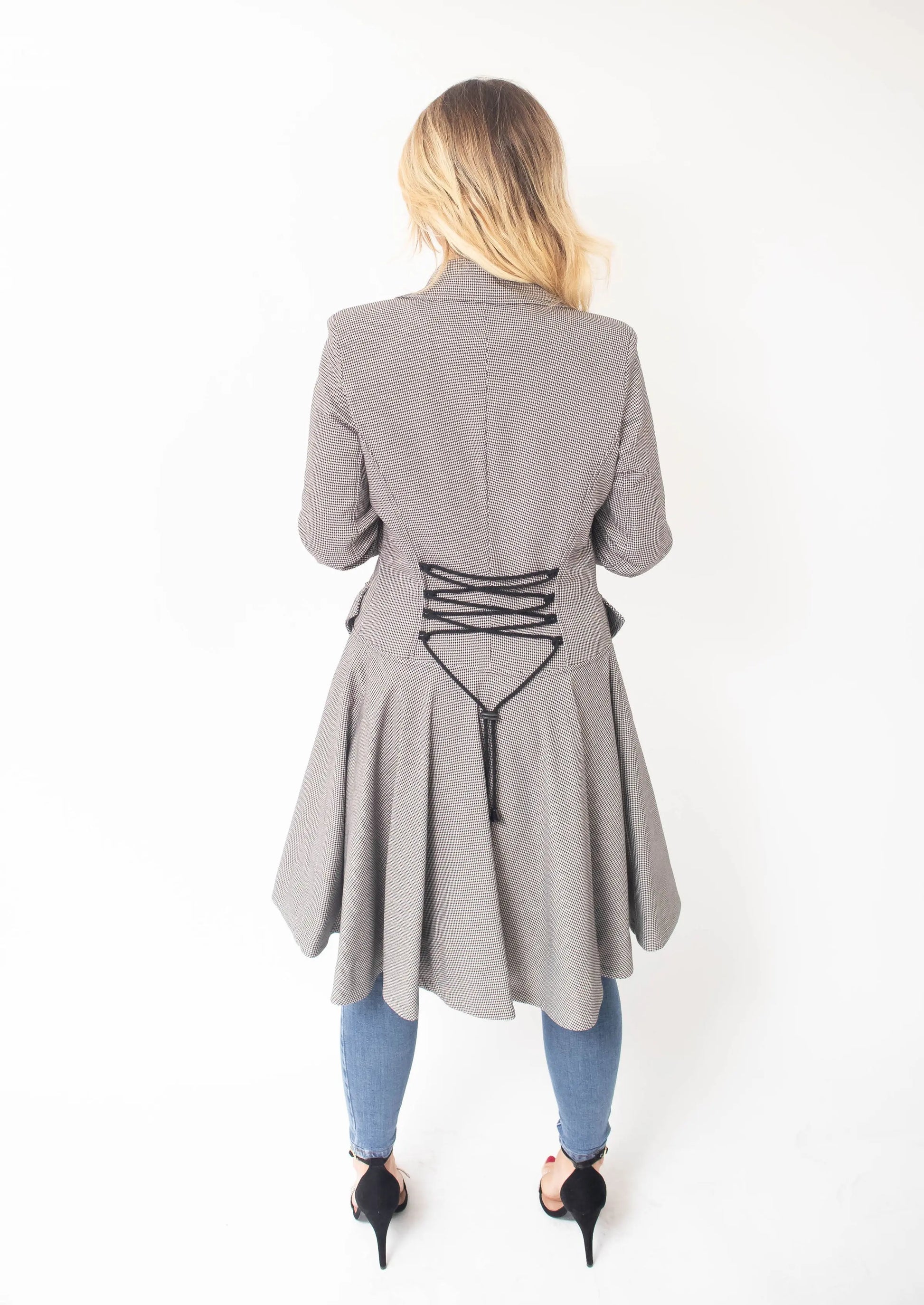 Vanessa Dogtooth Fit and Flare Mac Coat De La Creme