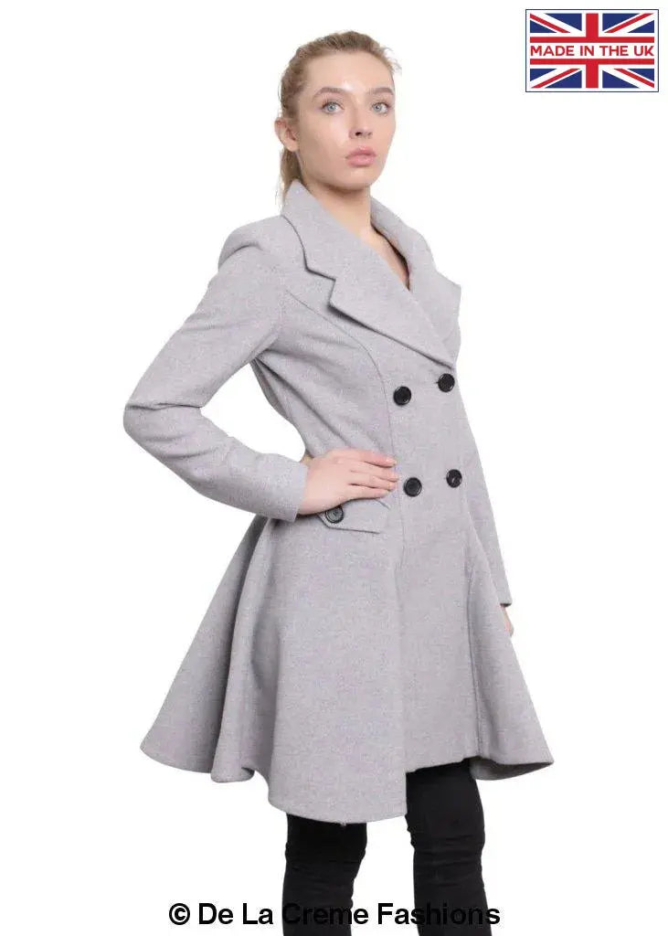 De La Crème - Women's Wool Blend Fit And Flare Coat