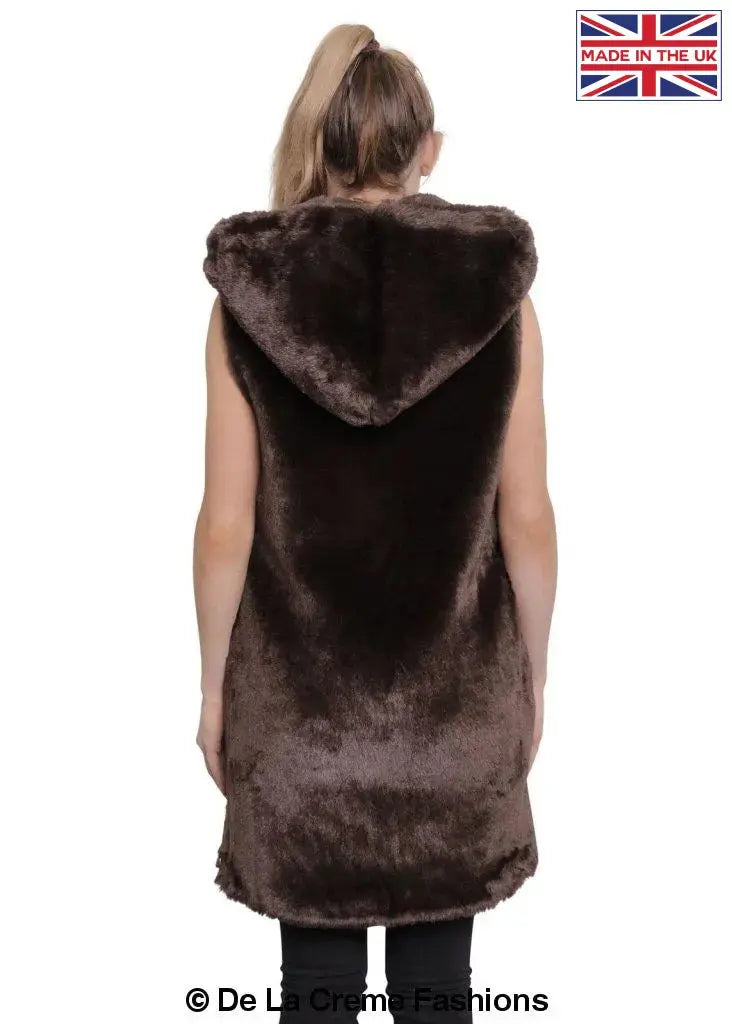 De La Creme - Women's Faux Fur Hooded Gilet
