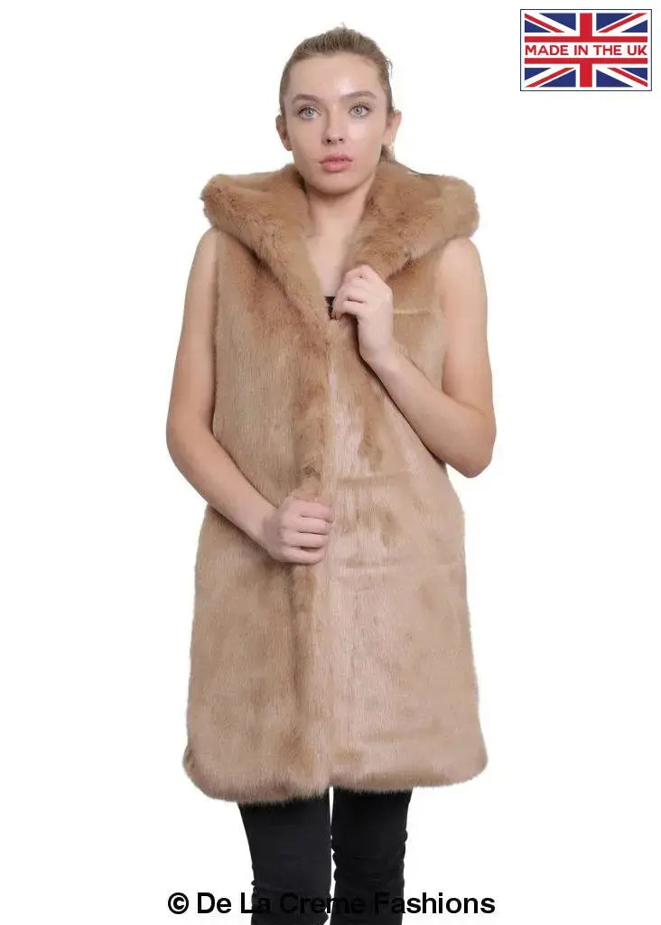 De La Creme - Women's Faux Fur Hooded Gilet