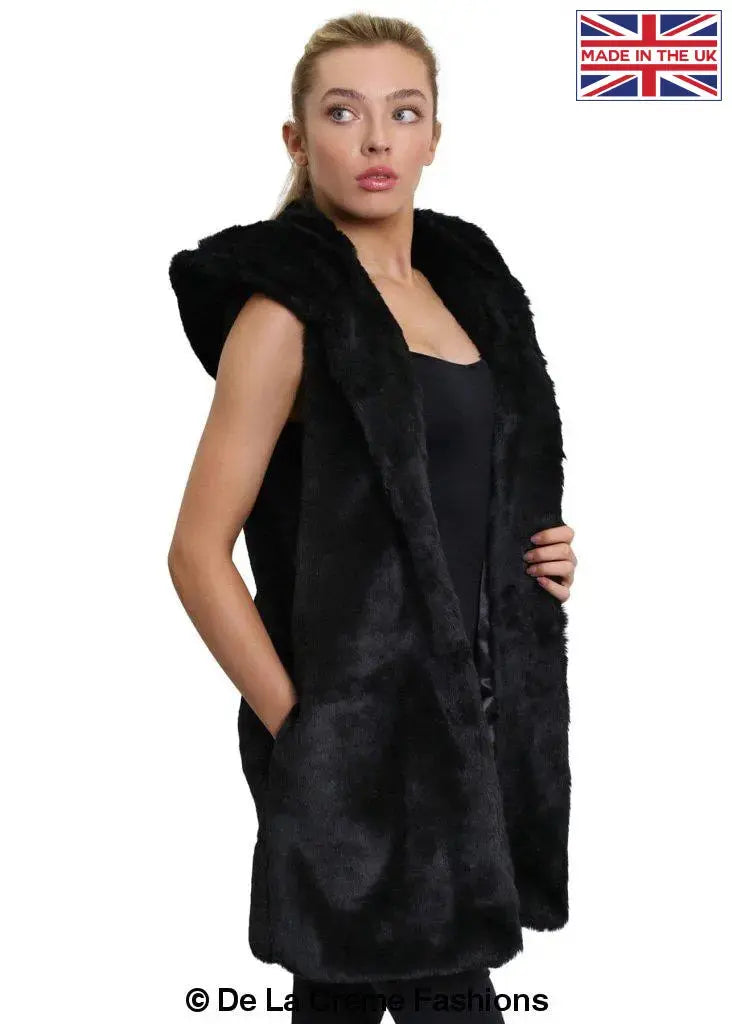 De La Creme - Women's Faux Fur Hooded Gilet