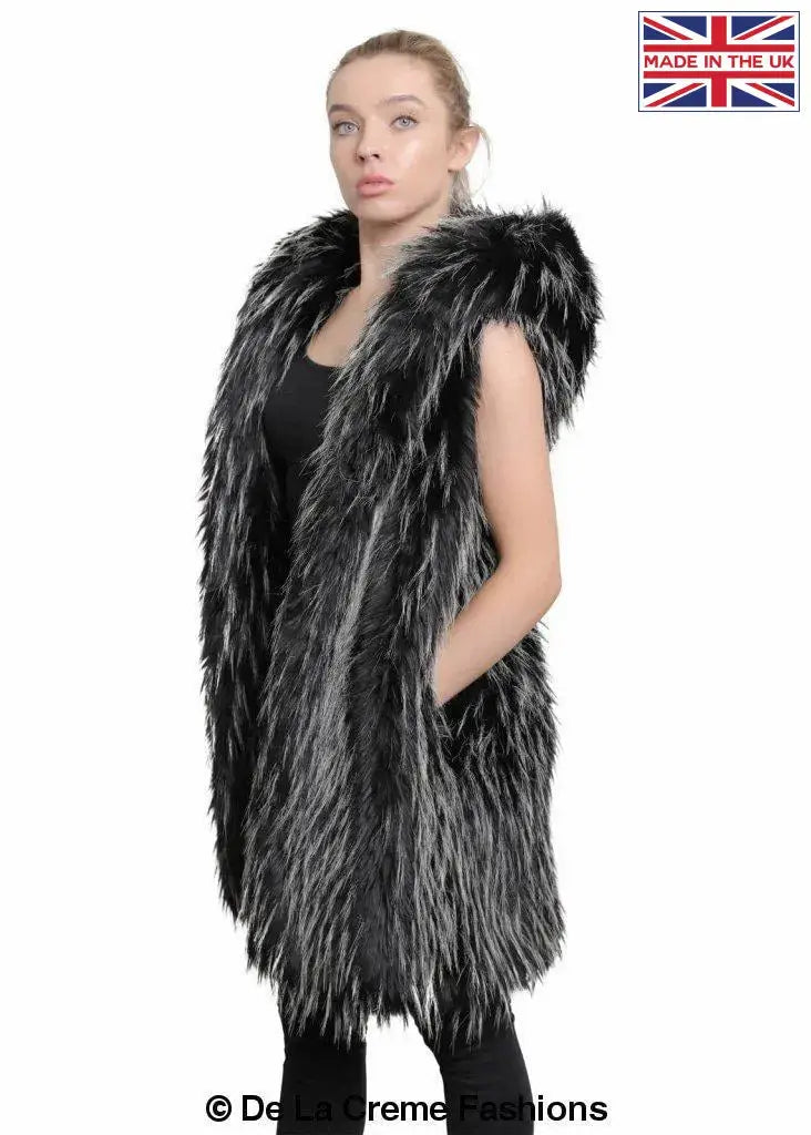 De La Creme - Women's Faux Fur Hooded Gilet