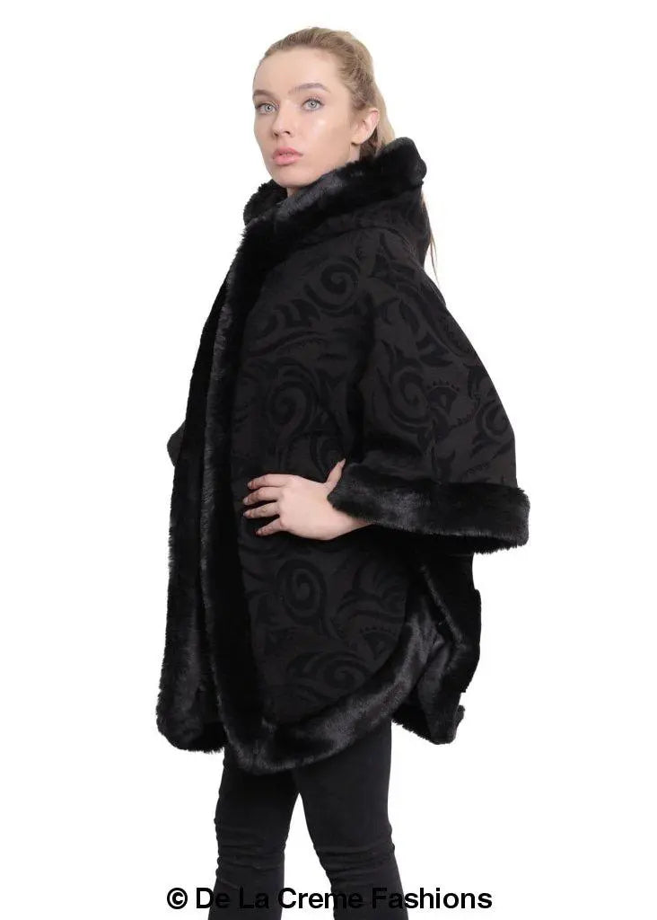 De La Creme - Women's Tribal Print Fur Lined Hooded Cape